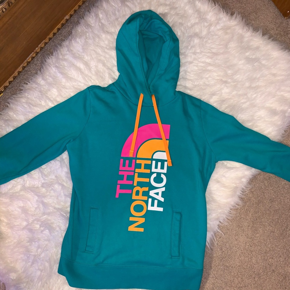 NORTH FACE HOODIE